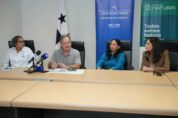 Proyección gratuita que promueve la valoración de los humedales, los conocimientos tradicionales y la conservación de los ecosistemas marino-costeros. El lanzamiento del documental “Tesoro del Caribe” se realiza como parte del acto conmemorativo por el vigésimo aniversario del Comité de Humedales de Panamá, en el marco del Día Mundial de los Humedales. Ciudad de Panamá, [&hellip;]