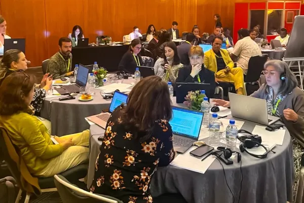 <p>Ciudad de Panamá, septiembre 2025 — Fundación Natura participó en el Sexto Encuentro Nacional de Desarrollo Sostenible (ENADES 2025), celebrado en el Club David, provincia de Chiriquí, presentando el panel “Soluciones Basadas en la Naturaleza (SbN) como medidas para la protección de la biodiversidad aplicada a la gestión de los territorios”. Este espacio, desarrollado en [&hellip;]</p>