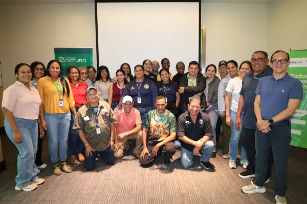 <p>Sistemas silvopastoriles, manejo eficiente del agua y conservación de fuentes hídricas forman parte de las estrategias implementadas para fortalecer la productividad y la resiliencia de las fincas en Garachiné, Darién. Antonio Bonilla Santos, hombre del campo y productor ganadero del área de Garachiné, en Darién, recuerda con orgullo y buen ánimo los obstáculos a los [&hellip;]</p>