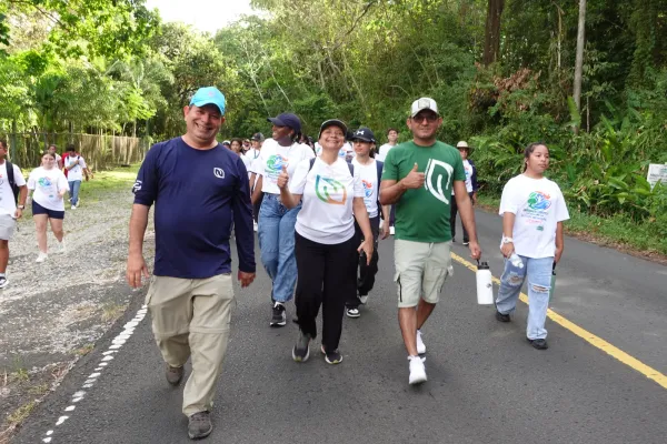 <p>En el marco de las celebraciones globales por el Día Mundial de la Tierra 2026, Fundación Natura reafirmó su compromiso con la conservación participando activamente en la gran caminata y feria ambiental organizada en el Parque Natural Metropolitano. Este evento anual, que reúne a cientos de ciudadanos comprometidos con el planeta, se convirtió en el [&hellip;]</p>
